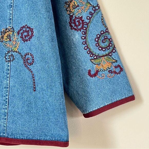 Y2K Denim & Co Embroidered Art To Wear Button Front Boho Denim Jean Jacket SZ M - Picture 3 of 15